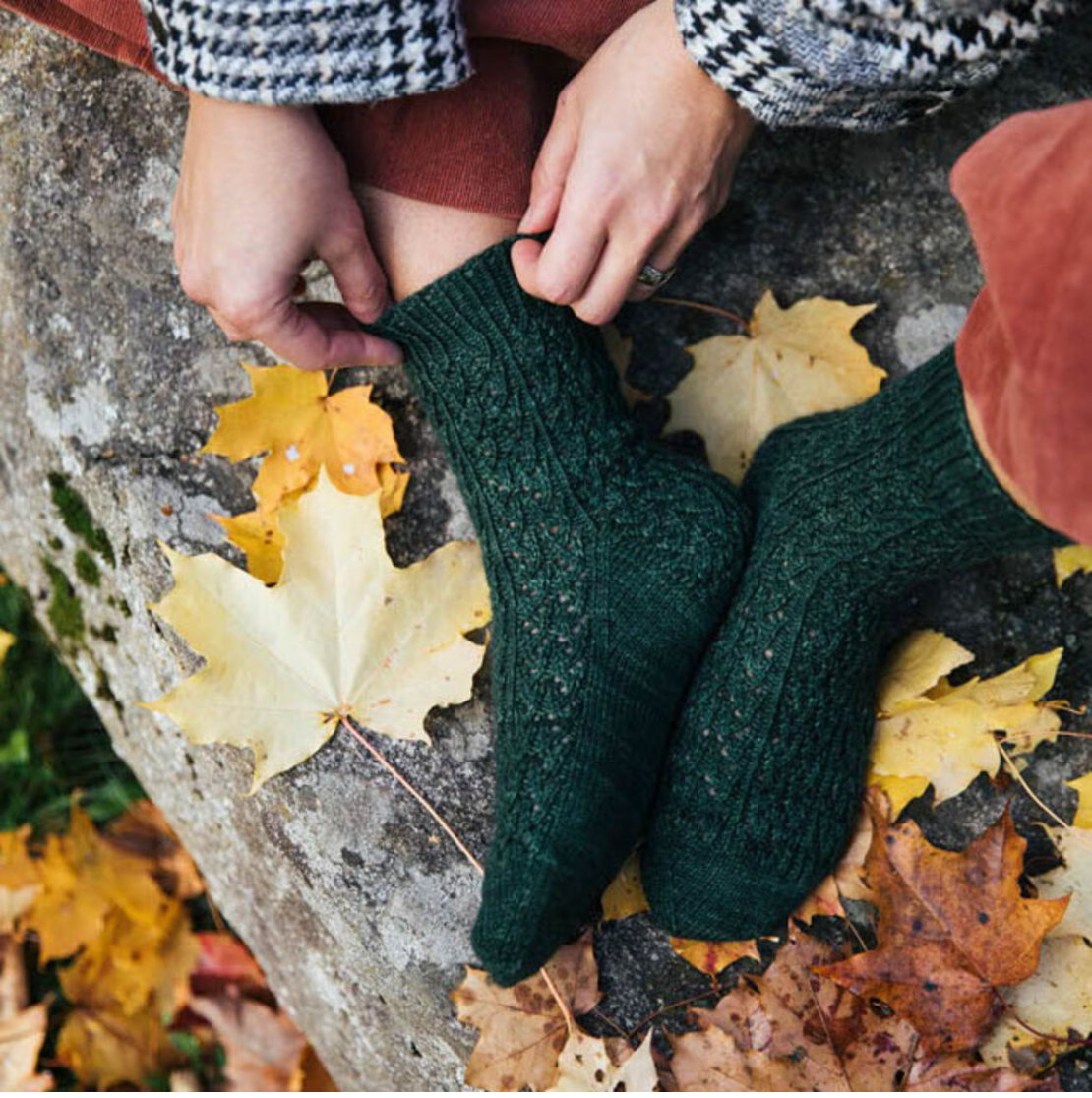 52 Weeks of Accessories - Hats, scarves, socks, mittens & more - YourNextKnit