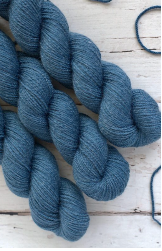 Julie Asselin - Leis DK - YourNextKnit