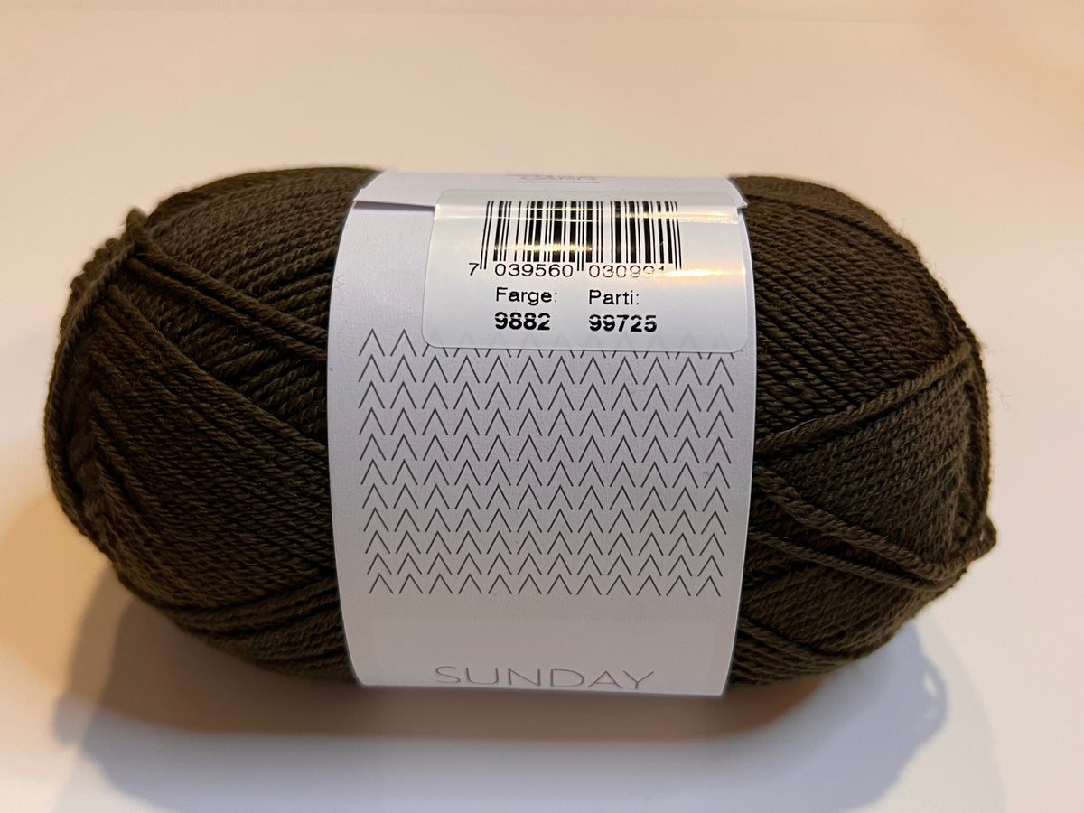 Petiteknit Sunday - Sandness Garn - YourNextKnit