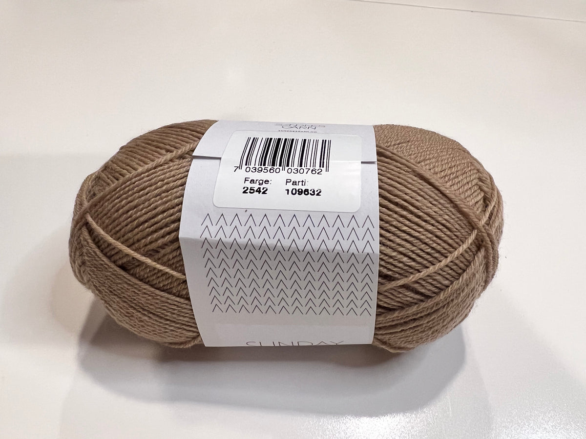 Petiteknit Sunday - Sandness Garn - YourNextKnit
